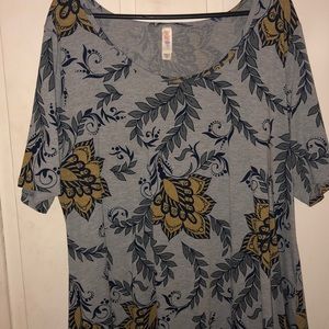 2XL Perfect Tee Minor Pilling.